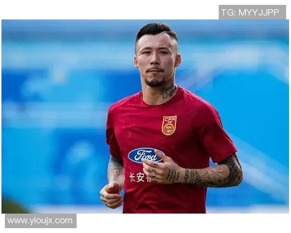 新加坡足球明星代言人揭晓引发球迷热议与期待 新加坡足球明星代言人揭晓引发球迷热议与期待